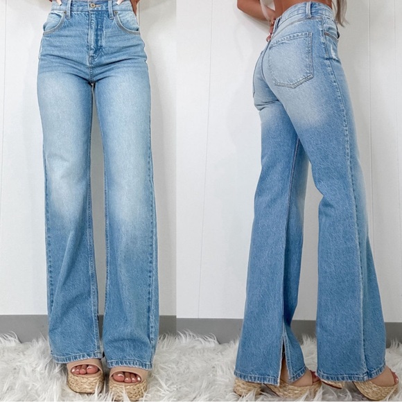 High Rise Light Blue Jeans - Picture 1 of 5